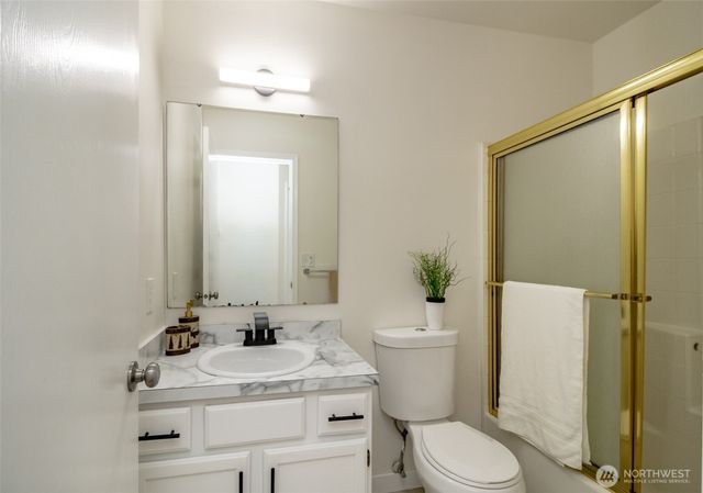 1666 S 85th Street, Tacoma, WA 98444