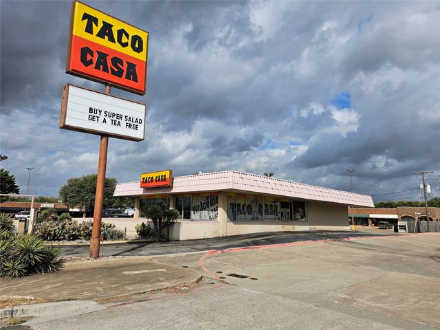 6441 Watauga Road, Watauga, TX 76148