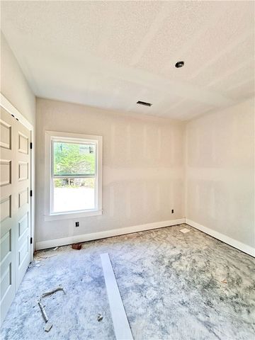 28 Kirkcolm Drive, Bella Vista, AR 72715