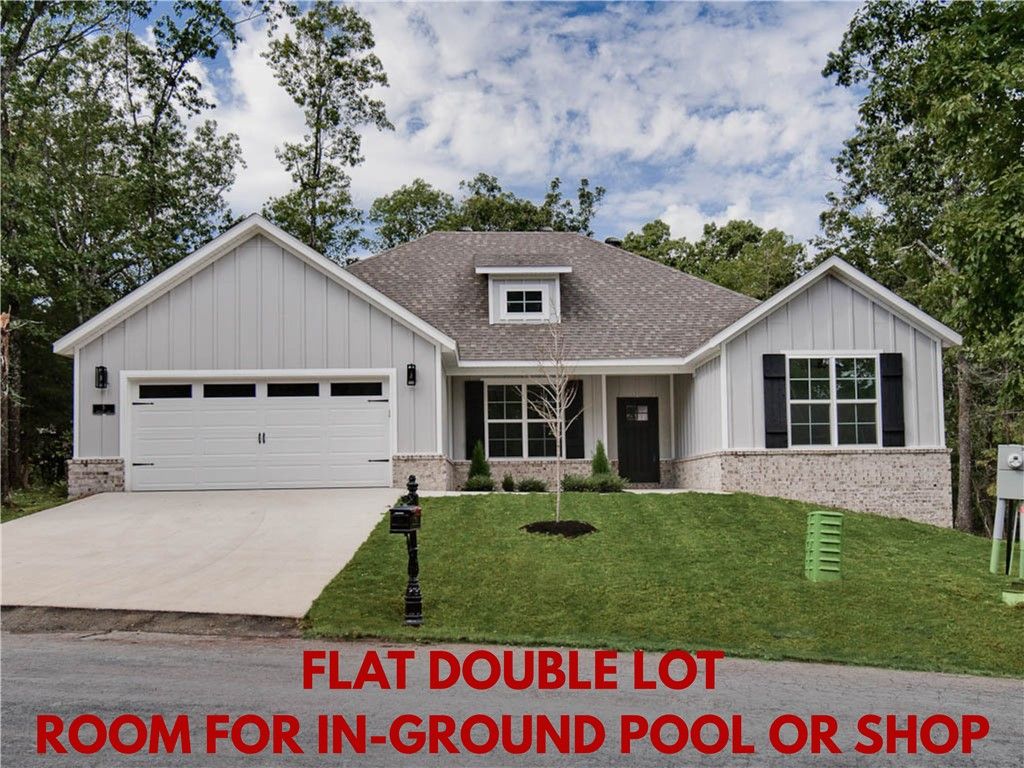 28 Kirkcolm Drive, Bella Vista, AR 72715