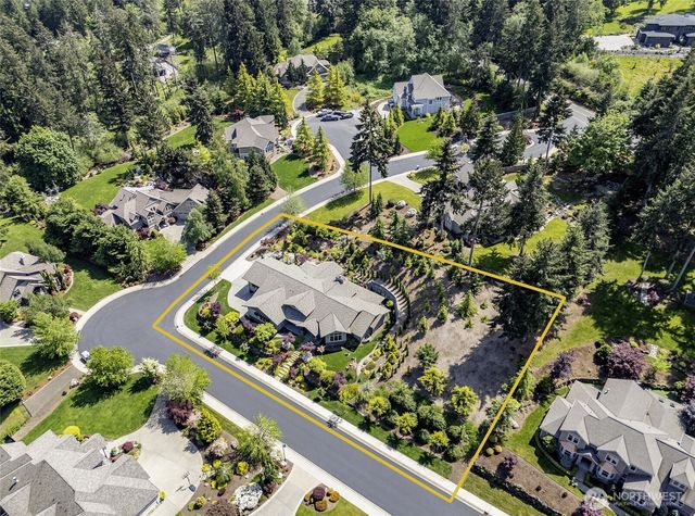 616 Hyak Way, Fox Island, WA 98333