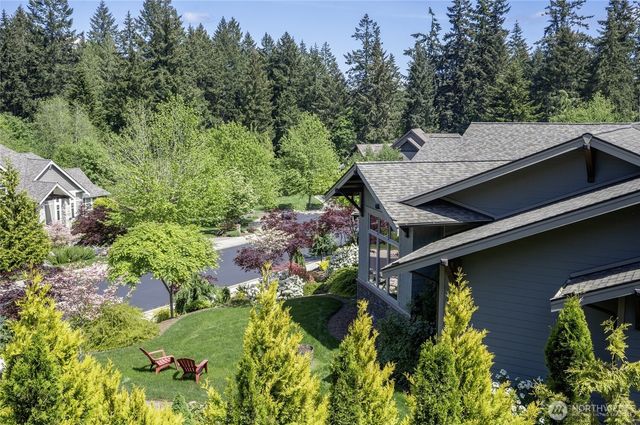 616 Hyak Way, Fox Island, WA 98333