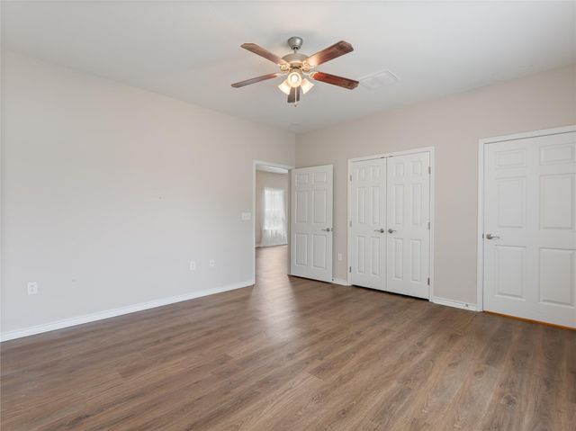 118 W Dahlgreen, Wharton, TX 77488