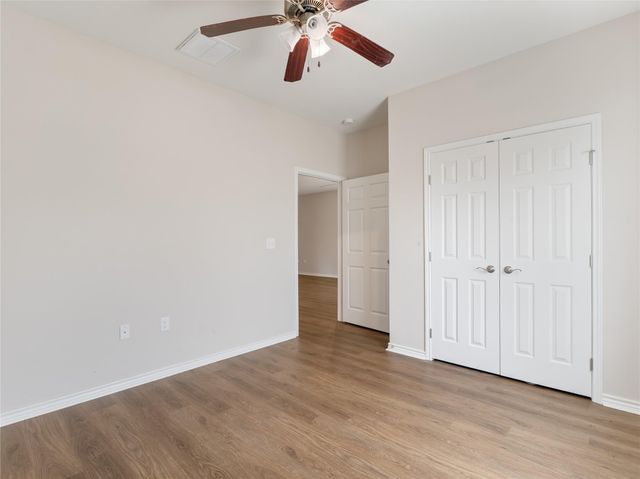 118 W Dahlgreen, Wharton, TX 77488