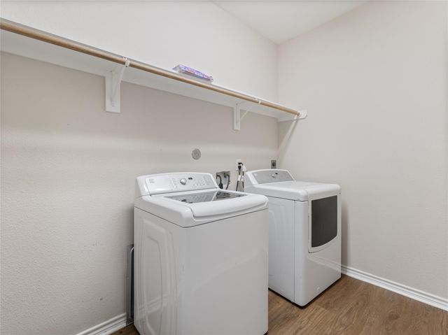 118 W Dahlgreen, Wharton, TX 77488