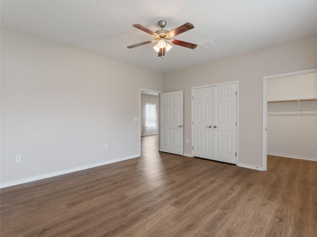118 W Dahlgreen, Wharton, TX 77488