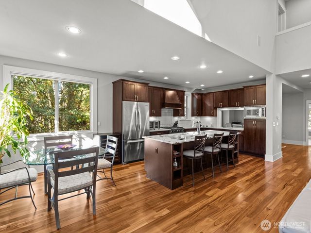 1727 Nile Avenue NE, Renton, WA 98059