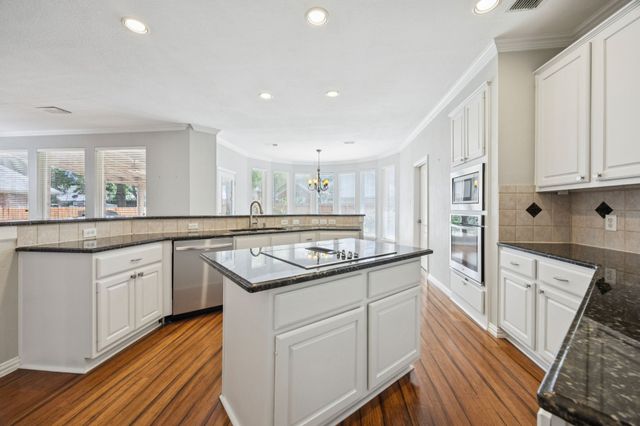 720 Muirfield Road, Keller, TX 76248