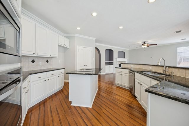 720 Muirfield Road, Keller, TX 76248