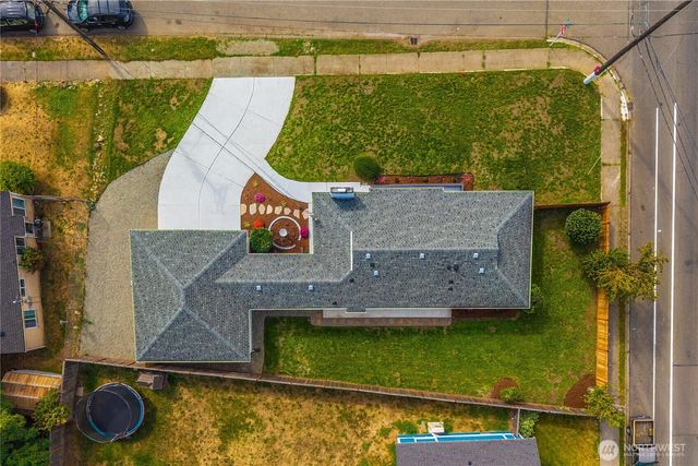 1503 S Ridgewood Avenue, Tacoma, WA 98405