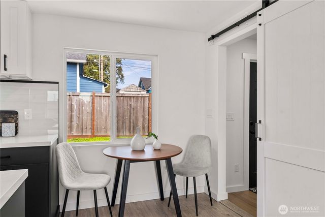 1503 S Ridgewood Avenue, Tacoma, WA 98405