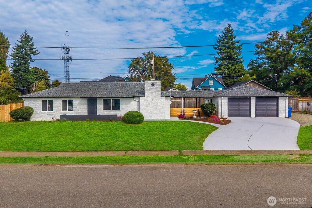 1503 S Ridgewood Avenue, Tacoma, WA 98405