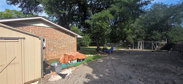 1065 Abbie Lane, Glen Rose, TX 76043
