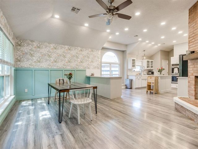 2713 Weymouth Way, Norman, OK 73071