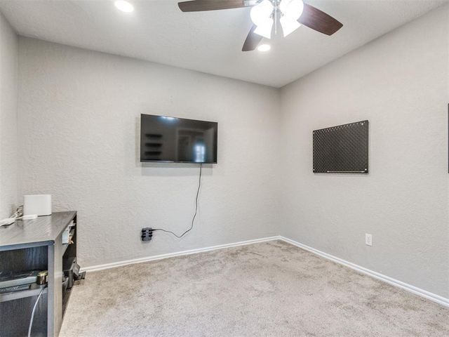 2713 Weymouth Way, Norman, OK 73071