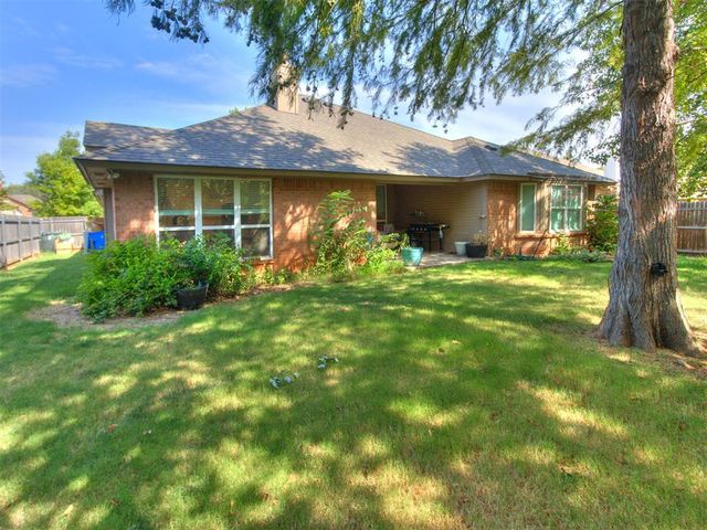 2713 Weymouth Way, Norman, OK 73071