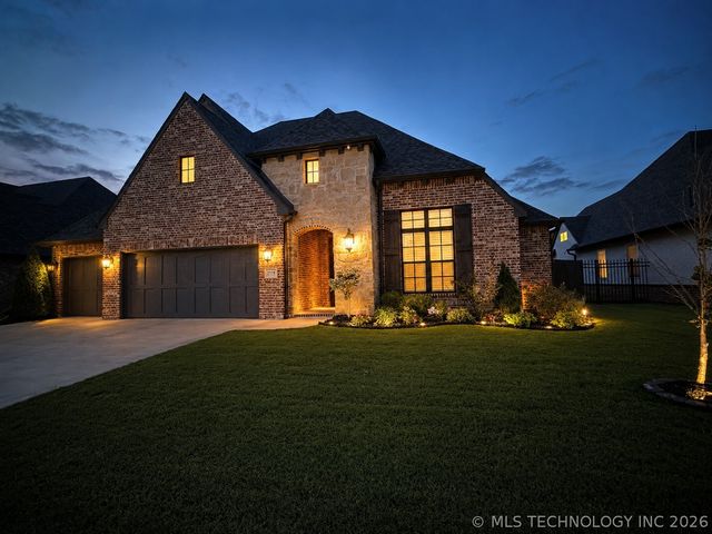 3719 E 116th Street S, Tulsa, OK 74137
