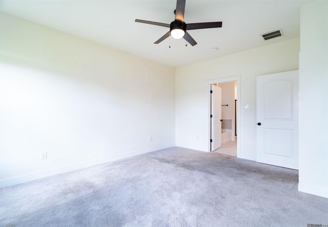 1660 Rangeland Ave, Zachary, LA 70791