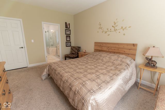 11833 Westwood Drive, Carmel, IN 46033