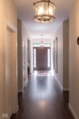 11833 Westwood Drive, Carmel, IN 46033