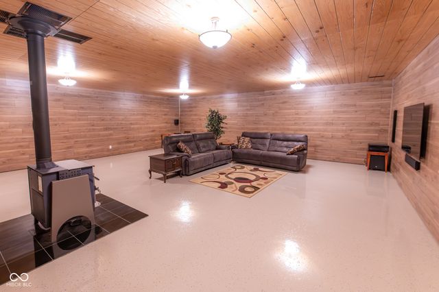 11833 Westwood Drive, Carmel, IN 46033