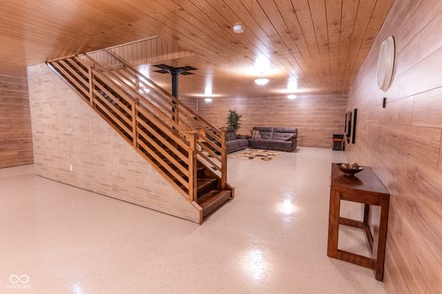 11833 Westwood Drive, Carmel, IN 46033
