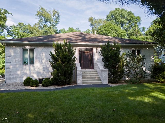 11833 Westwood Drive, Carmel, IN 46033