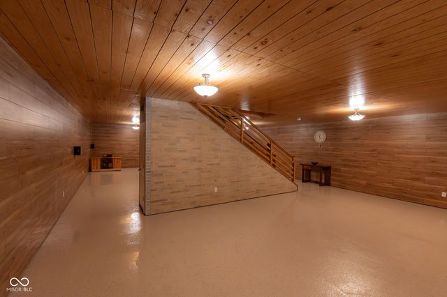 11833 Westwood Drive, Carmel, IN 46033