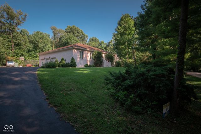 11833 Westwood Drive, Carmel, IN 46033