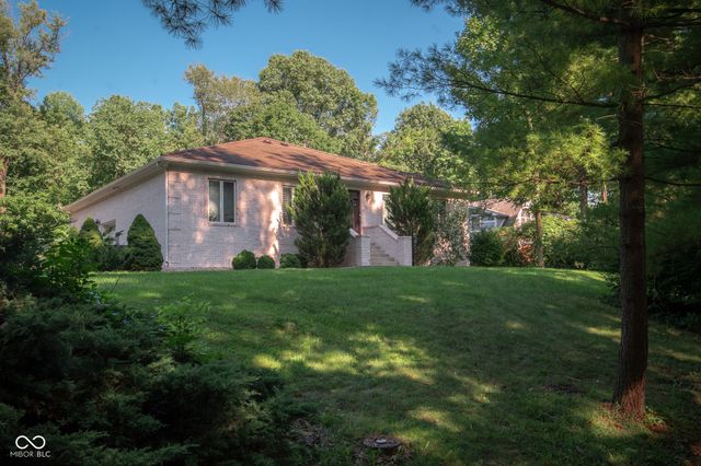 11833 Westwood Drive, Carmel, IN 46033