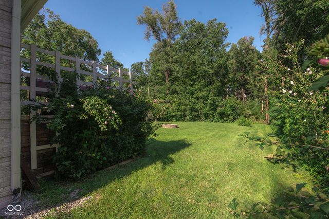 11833 Westwood Drive, Carmel, IN 46033