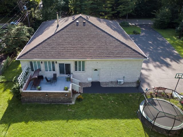 11833 Westwood Drive, Carmel, IN 46033