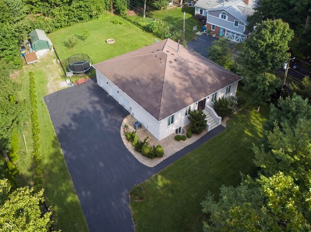 11833 Westwood Drive, Carmel, IN 46033