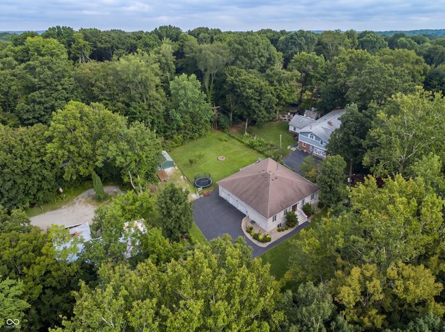 11833 Westwood Drive, Carmel, IN 46033