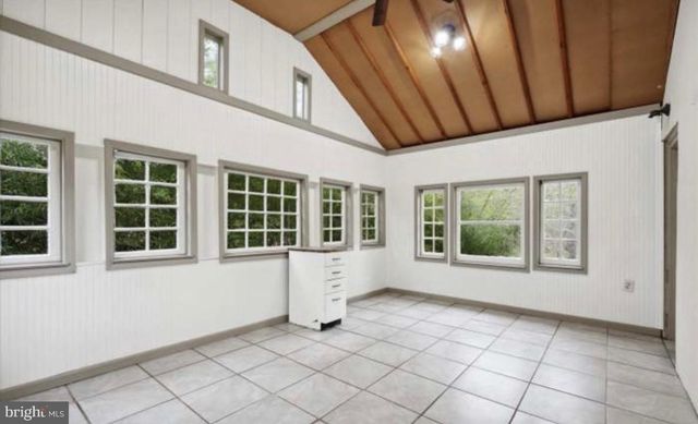 4240 FAIRVIEW AVE, Newtown Square, PA 19073