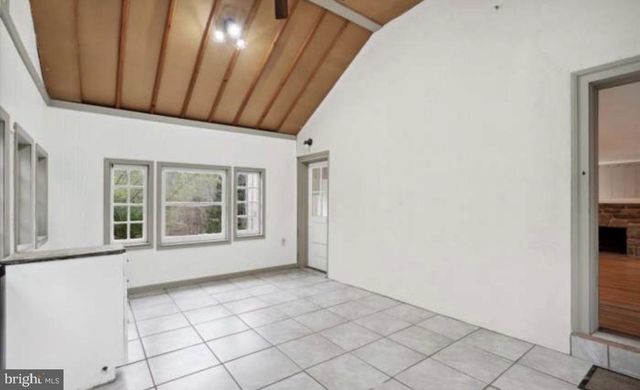 4240 FAIRVIEW AVE, Newtown Square, PA 19073