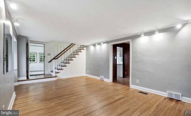 4240 FAIRVIEW AVE, Newtown Square, PA 19073