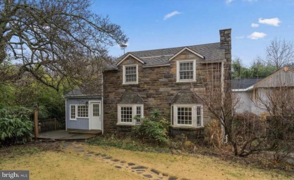 4240 FAIRVIEW AVE, Newtown Square, PA 19073