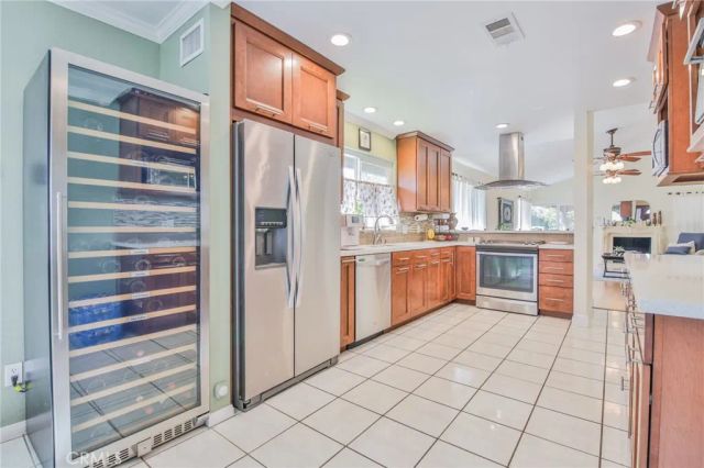 23104 Poplar Glen, Valencia, CA 91354