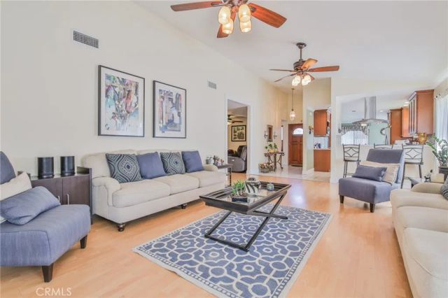 23104 Poplar Glen, Valencia, CA 91354