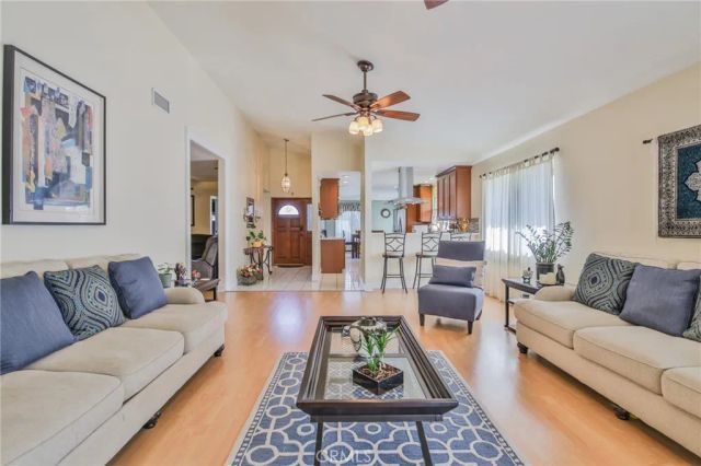 23104 Poplar Glen, Valencia, CA 91354