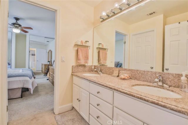 23104 Poplar Glen, Valencia, CA 91354