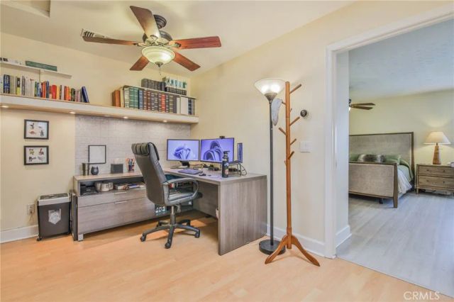 23104 Poplar Glen, Valencia, CA 91354