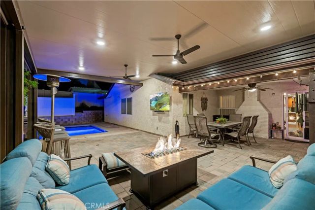 23104 Poplar Glen, Valencia, CA 91354