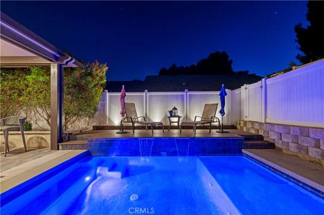 23104 Poplar Glen, Valencia, CA 91354