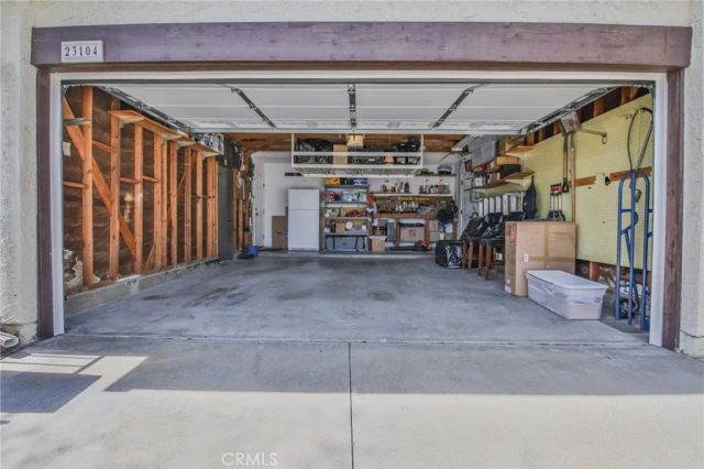 23104 Poplar Glen, Valencia, CA 91354