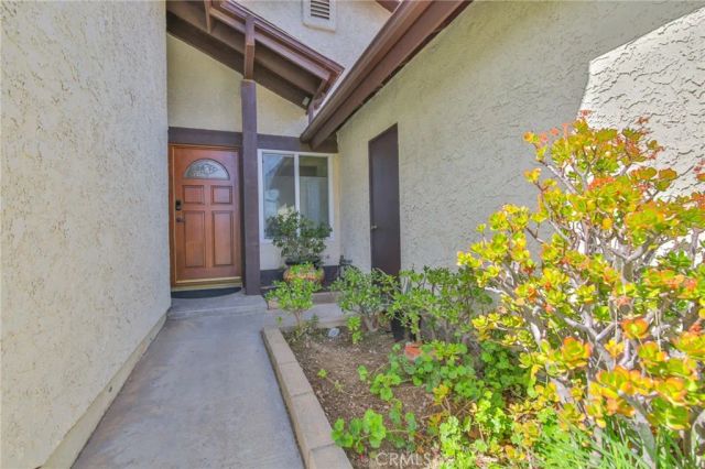 23104 Poplar Glen, Valencia, CA 91354