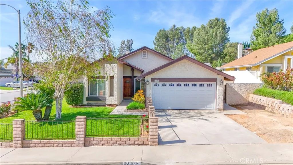 23104 Poplar Glen, Valencia, CA 91354