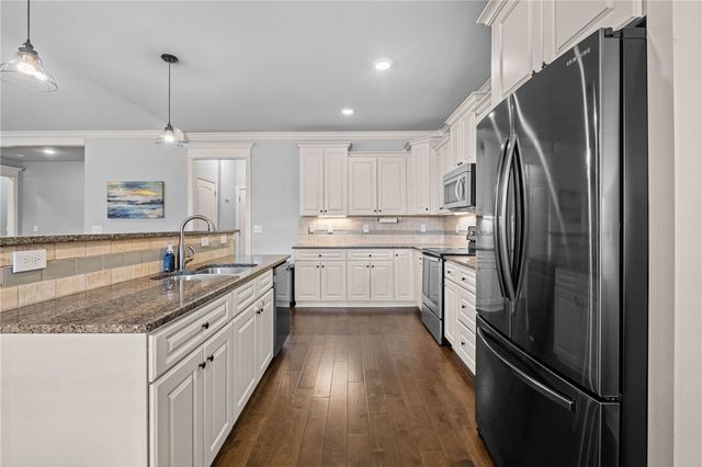 1103 Vista Bell Drive, Cave Springs, AR 72718