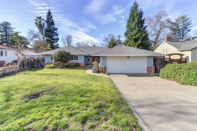4040 Parkside Ct, Sacramento, CA 95822